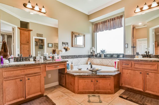 15403 Devin Lane, Crosby, TX 77532
