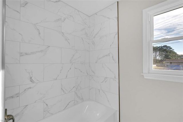 353 Fox Hill RD, Hampton, VA 23669