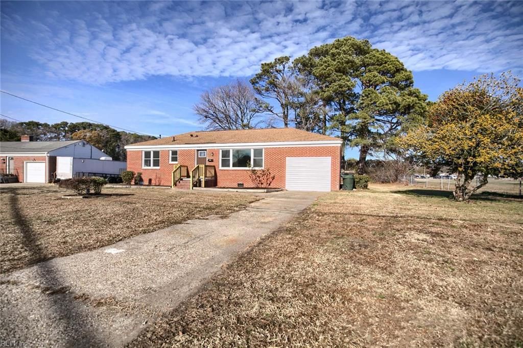 353 Fox Hill RD, Hampton, VA 23669