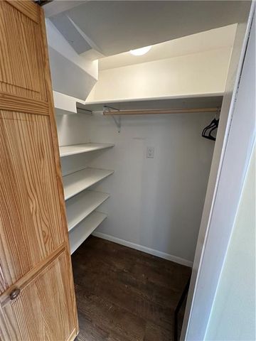 215 W 8th Street, Maryville, MO 64468