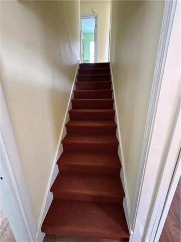 215 W 8th Street, Maryville, MO 64468