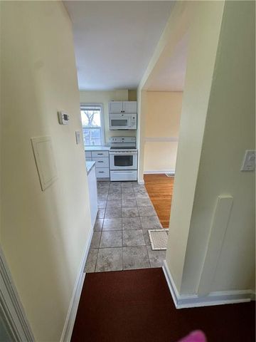 215 W 8th Street, Maryville, MO 64468