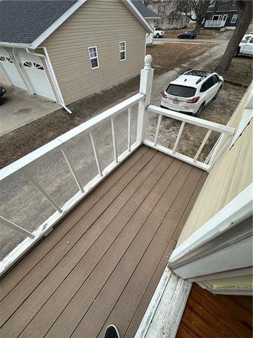 215 W 8th Street, Maryville, MO 64468