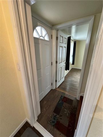 215 W 8th Street, Maryville, MO 64468