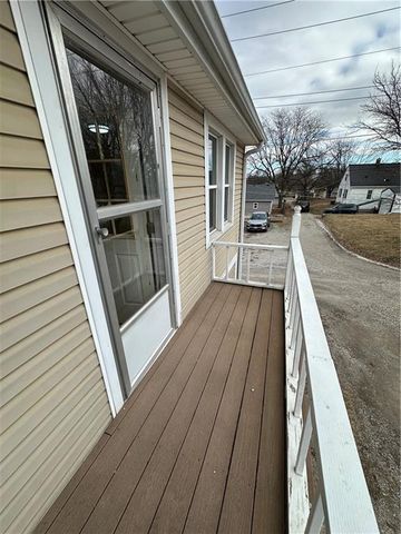 215 W 8th Street, Maryville, MO 64468