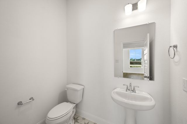 141 Hollingsworth Lane, Oak Leaf, TX 75154