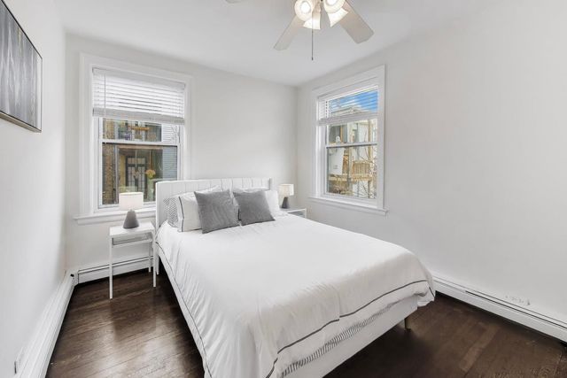 640 W Waveland Avenue 2F, Chicago, IL 60613