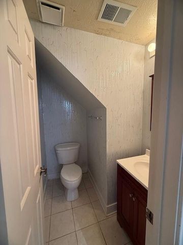 8888 Benning Drive 271, Houston, TX 77031