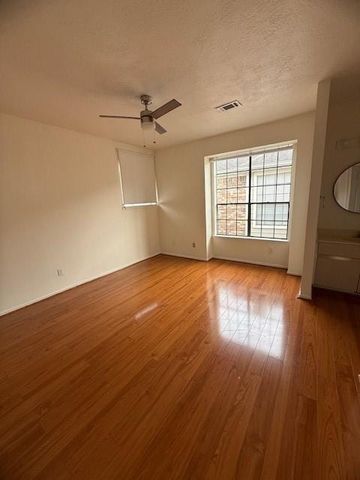 8888 Benning Drive 271, Houston, TX 77031