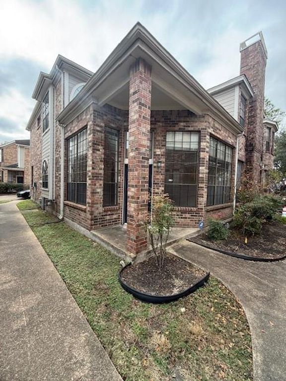 8888 Benning Drive 271, Houston, TX 77031