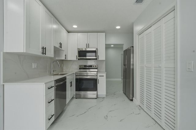 1114 Johnson Street, Hollywood, FL 33019