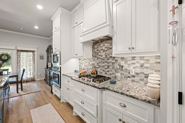 8208 Poplar Drive, Edmond, OK 73034