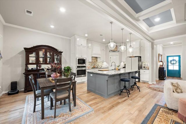 8208 Poplar Drive, Edmond, OK 73034