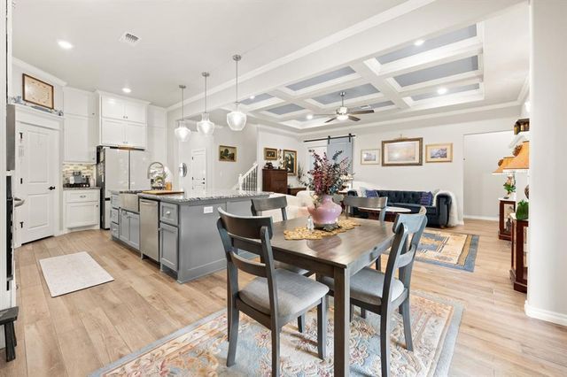 8208 Poplar Drive, Edmond, OK 73034