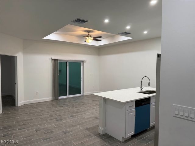 304-306 Gordon AVE S, Lehigh Acres, FL 33973