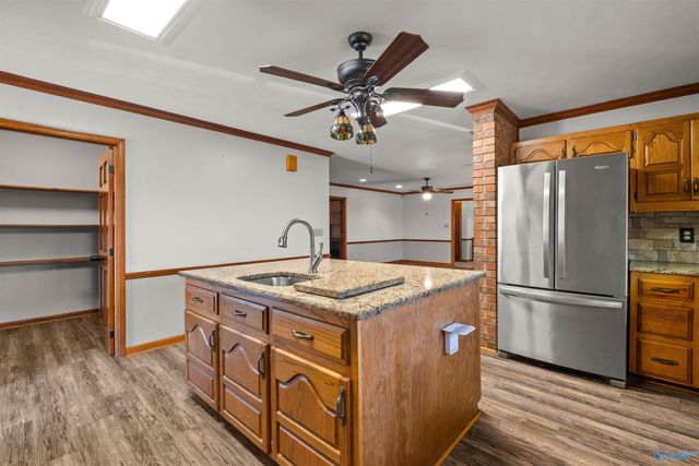 911 Sibert Circle, Glencoe, AL 35905