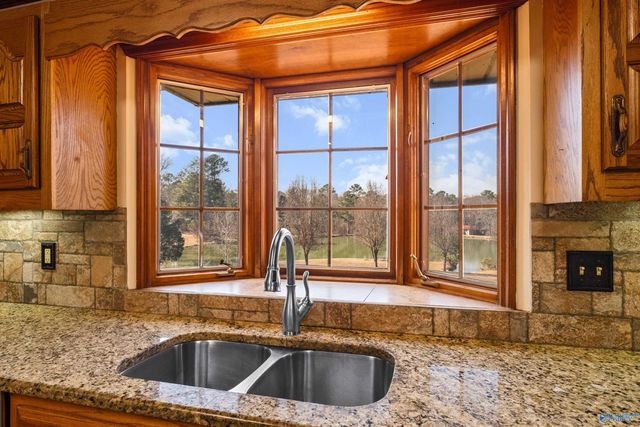 911 Sibert Circle, Glencoe, AL 35905