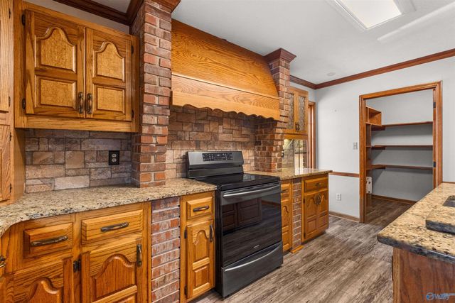 911 Sibert Circle, Glencoe, AL 35905