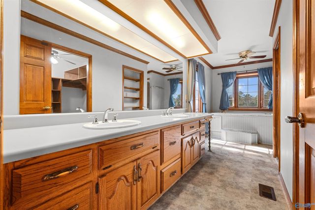 911 Sibert Circle, Glencoe, AL 35905