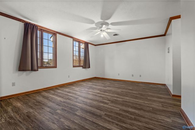 911 Sibert Circle, Glencoe, AL 35905