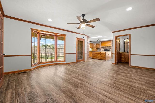 911 Sibert Circle, Glencoe, AL 35905