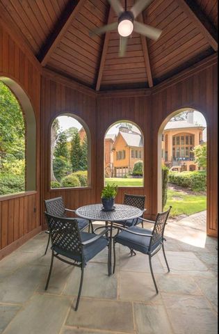280 Old Ivy Road NE, Atlanta, GA 30342