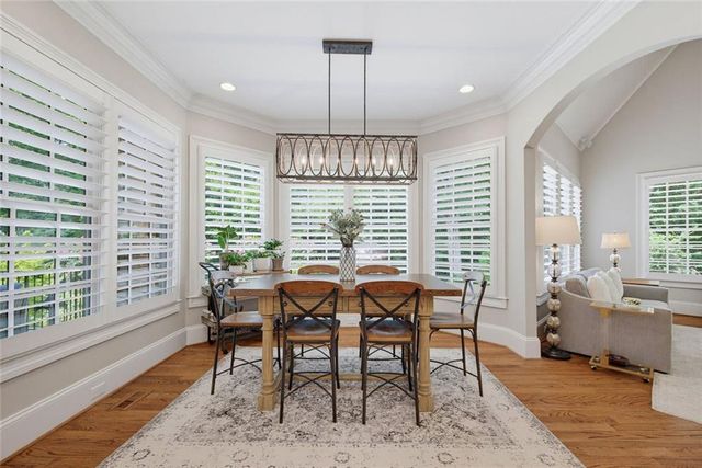 280 Old Ivy Road NE, Atlanta, GA 30342