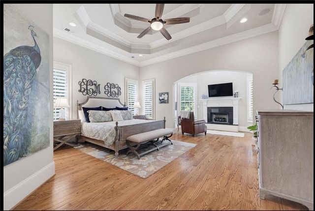 280 Old Ivy Road NE, Atlanta, GA 30342