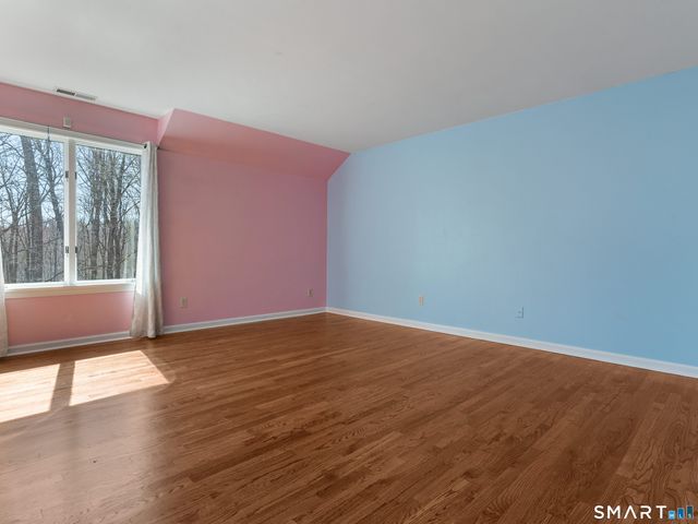 1 Mountaincrest Drive, Cheshire, CT 06410