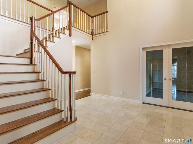 1 Mountaincrest Drive, Cheshire, CT 06410