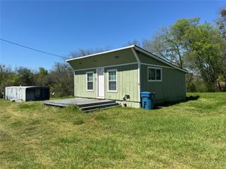 202 W Tarrant Street, Cumby, TX 75433
