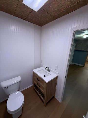 6424 W Farm Rd 140, Springfield, MO 65802