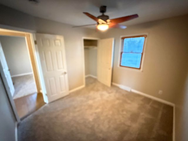 6424 W Farm Rd 140, Springfield, MO 65802