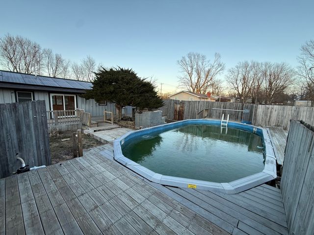 6424 W Farm Rd 140, Springfield, MO 65802