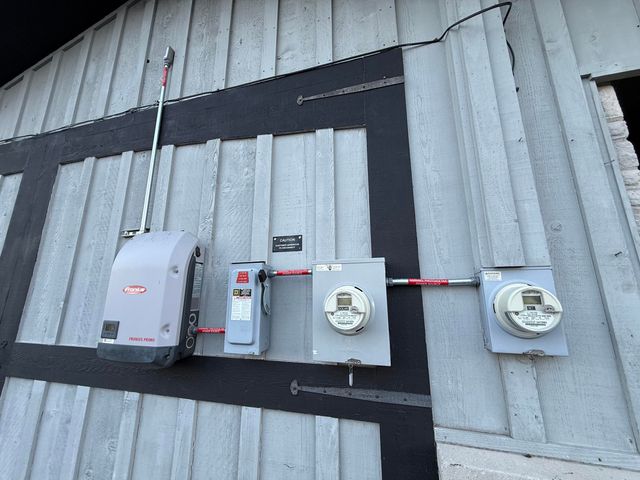 6424 W Farm Rd 140, Springfield, MO 65802