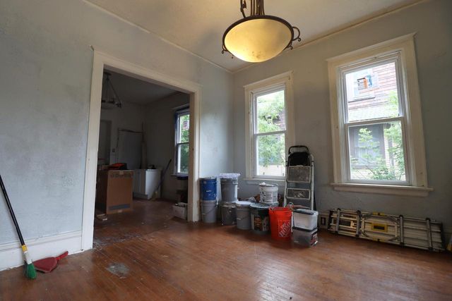 3221 W Michigan STREET, Milwaukee, WI 53208