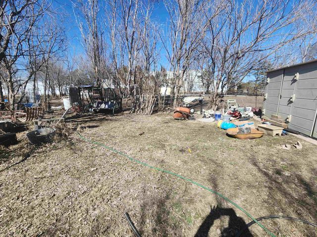 8531 N Ridge Rd, Valley Center, KS 67147