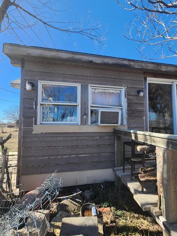 8531 N Ridge Rd, Valley Center, KS 67147