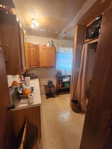 8531 N Ridge Rd, Valley Center, KS 67147
