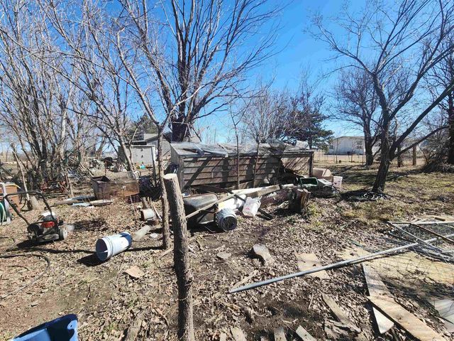 8531 N Ridge Rd, Valley Center, KS 67147