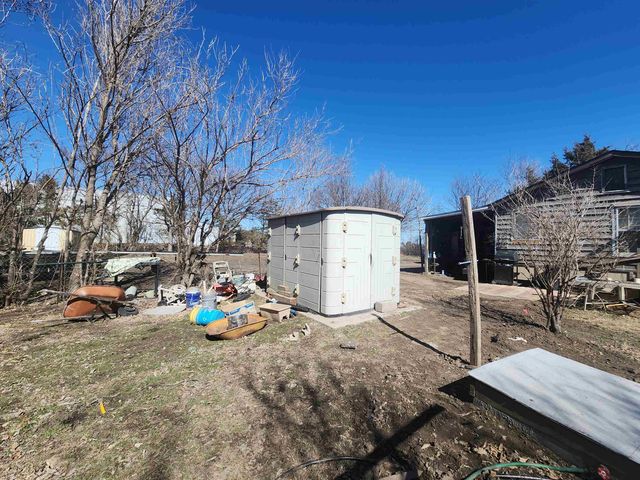 8531 N Ridge Rd, Valley Center, KS 67147
