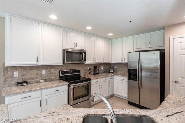 9508 Ironstone TER 102, Naples, FL 34120