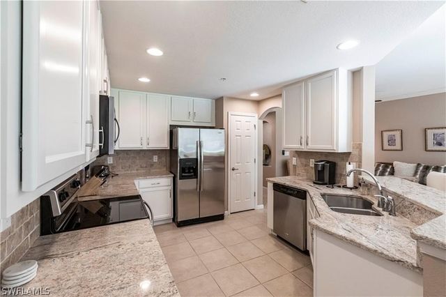 9508 Ironstone TER 102, Naples, FL 34120