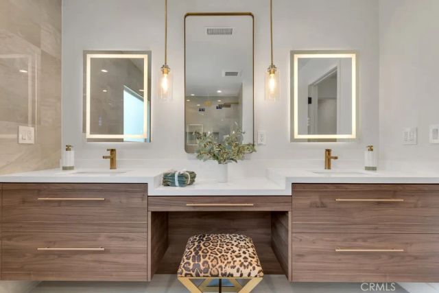 4801 Abbeyville, Woodland Hills, CA 91364