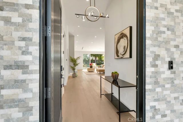 4801 Abbeyville, Woodland Hills, CA 91364