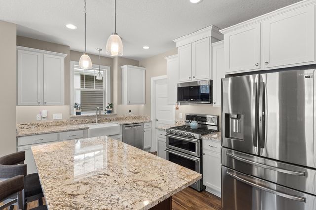 13701 Brookside Path, Rosemount, MN 55068