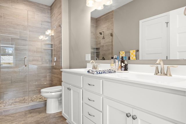 13701 Brookside Path, Rosemount, MN 55068