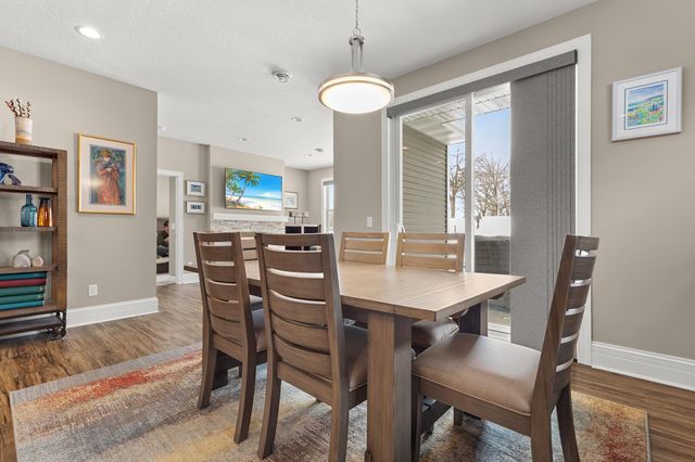 13701 Brookside Path, Rosemount, MN 55068