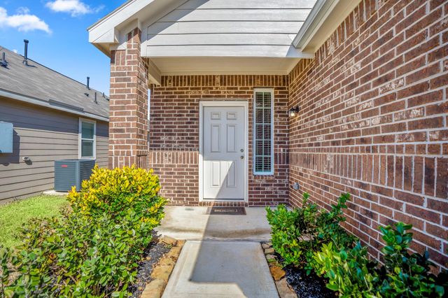 2816 Madison Drive, Conroe, TX 77304