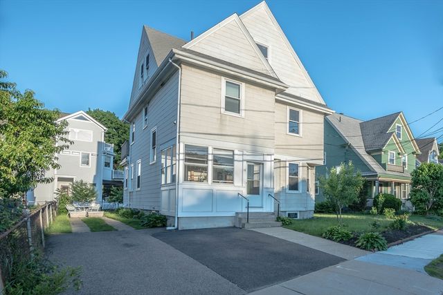 16 Walker St 2, Newton, MA 02460